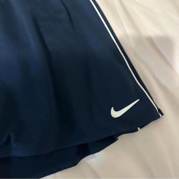 Nike Tennis skirt - Picture 2 of 4
